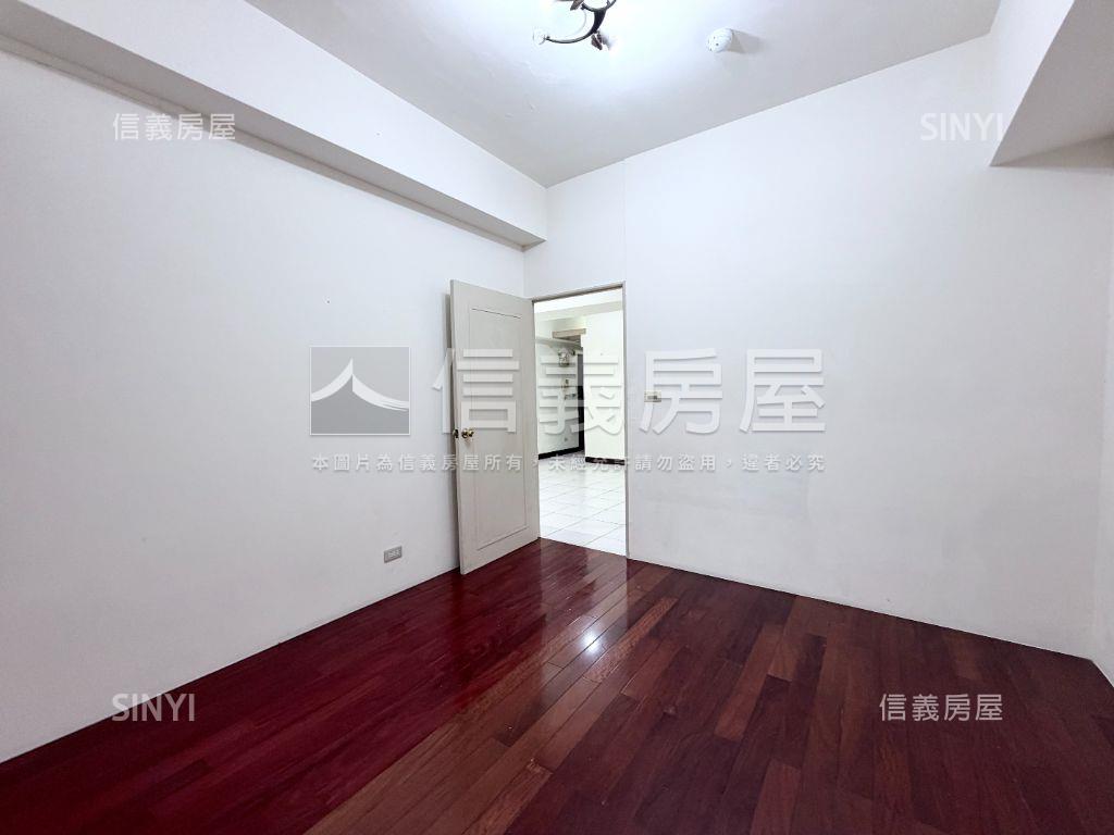 美麗京豔。好事成雙房屋室內格局與周邊環境