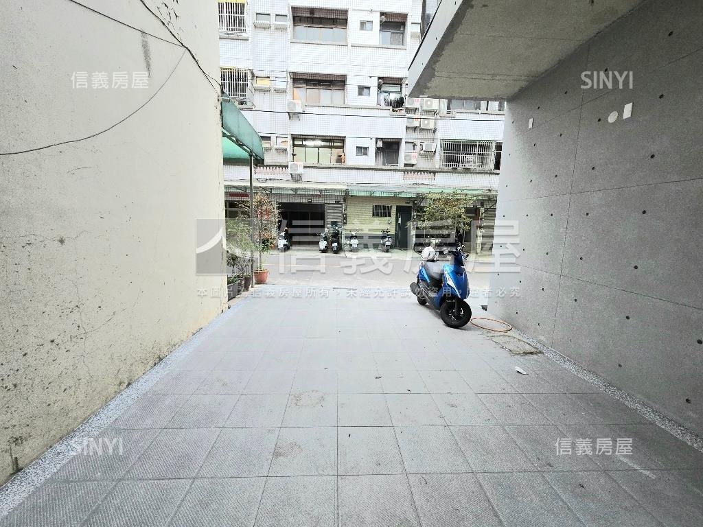 夯⭐活路勝利清水模新豪墅房屋室內格局與周邊環境