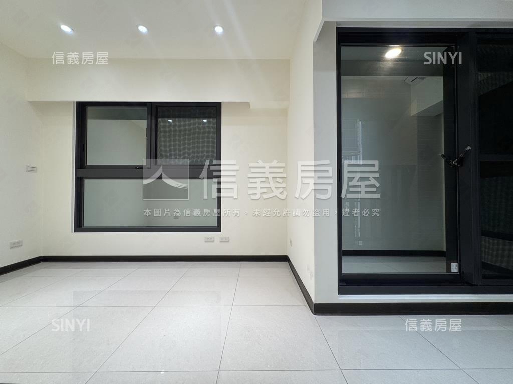 Ｂ２前後陽台大兩房車位房屋室內格局與周邊環境