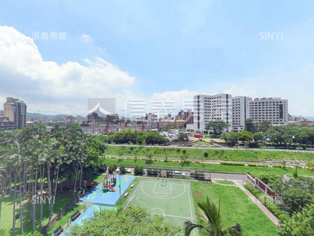 龍邦國宴使館特區帝景房屋室內格局與周邊環境