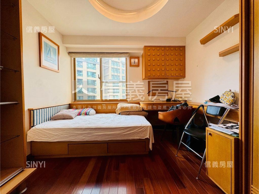龍邦國宴使館特區帝景房屋室內格局與周邊環境