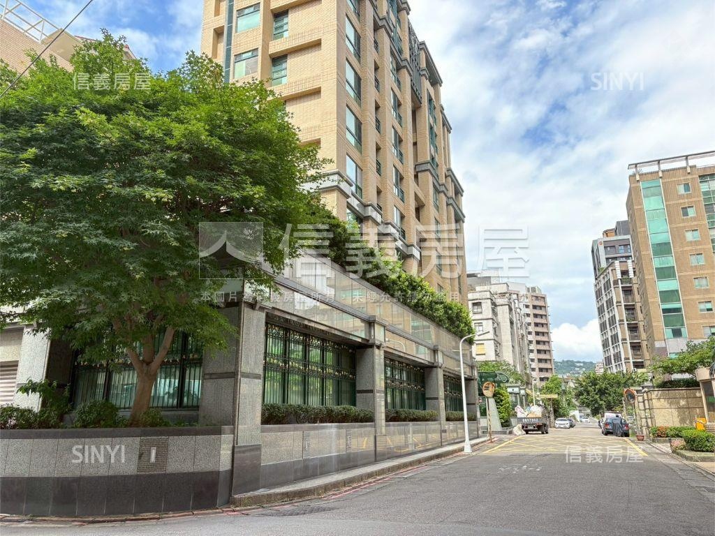 龍邦國宴使館特區帝景房屋室內格局與周邊環境