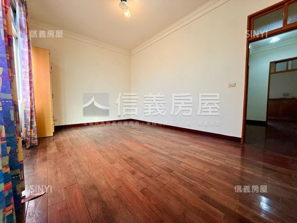 古典優雅巷弄透天房屋室內格局與周邊環境