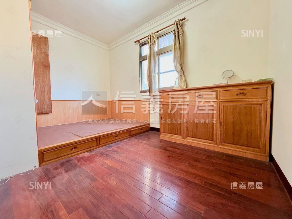 古典優雅巷弄透天房屋室內格局與周邊環境
