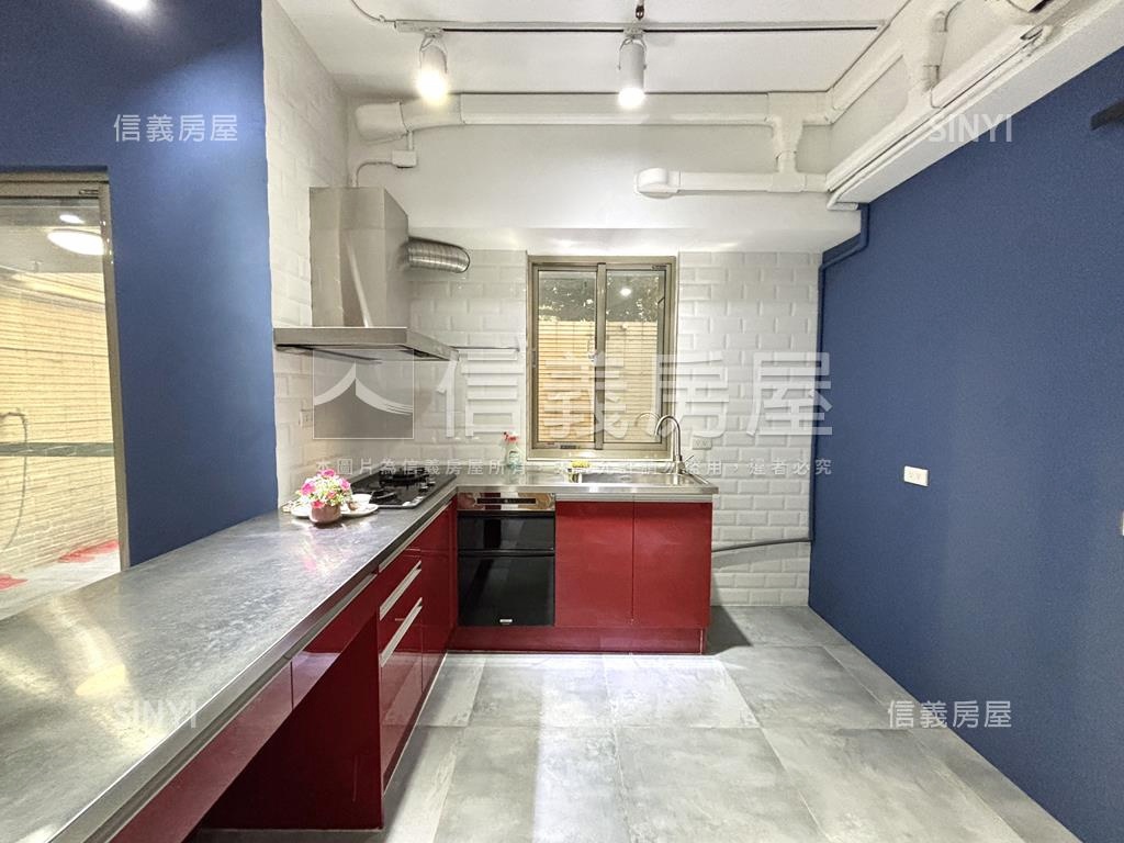 雪梨深藍兩房露臺戶房屋室內格局與周邊環境