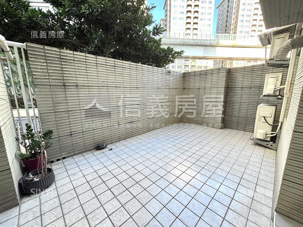 雪梨深藍兩房露臺戶房屋室內格局與周邊環境