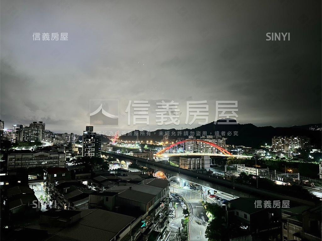 臻藏珍稀質感景觀三房車位房屋室內格局與周邊環境