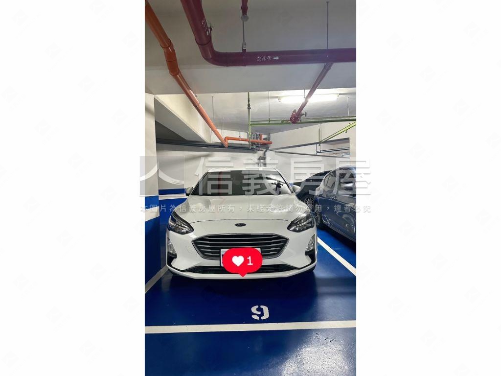 臻藏珍稀質感景觀三房車位房屋室內格局與周邊環境