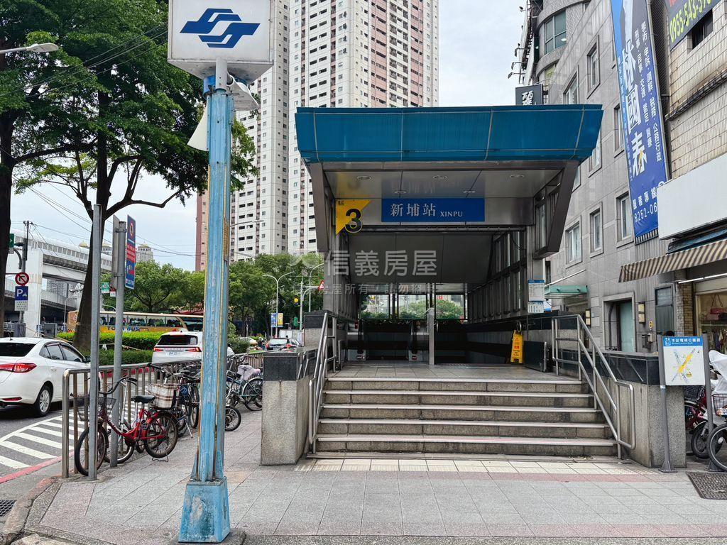 稀有綠如意邊間三面採光房屋室內格局與周邊環境