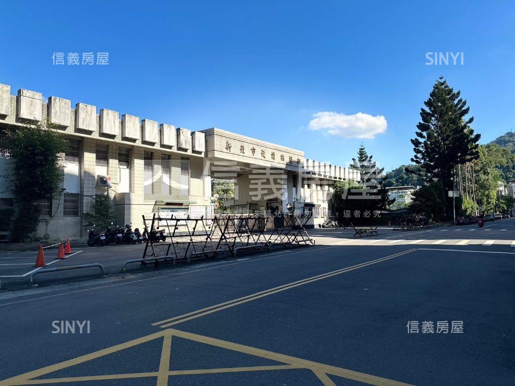 龍觀美妝·翱翔天際房屋室內格局與周邊環境