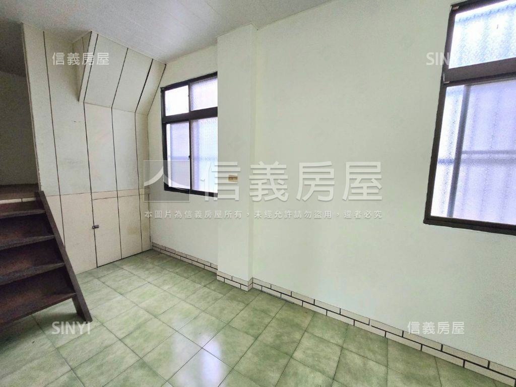 近東橋大地坪美車墅房屋室內格局與周邊環境