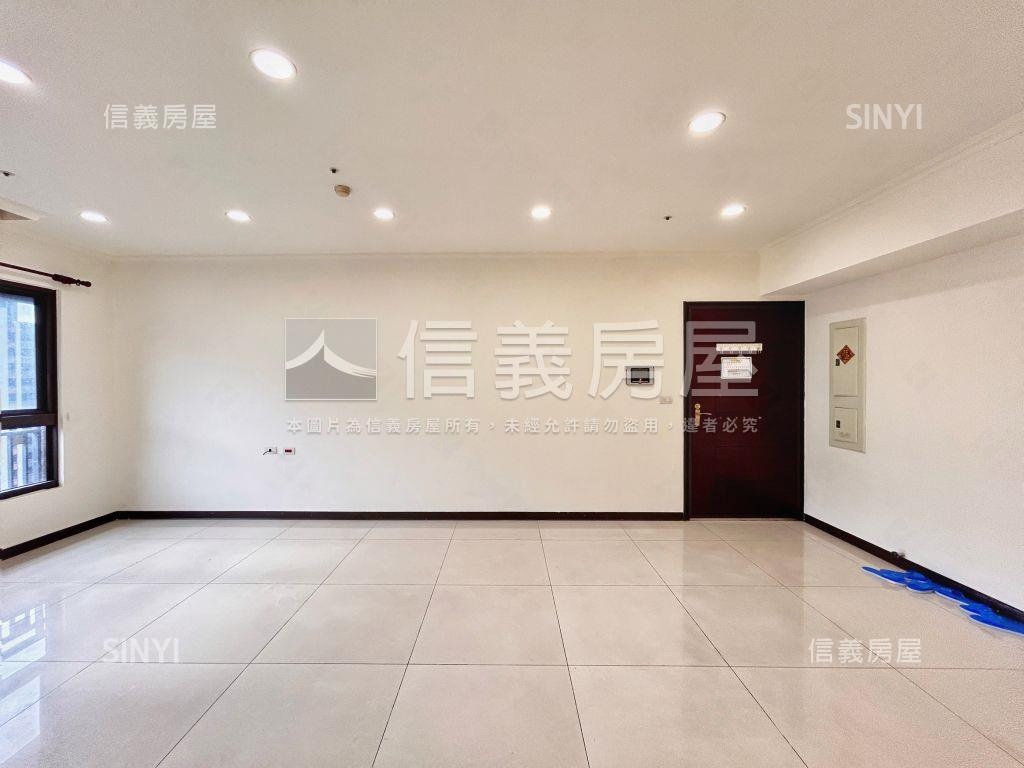 初日景觀採光正三房車位房屋室內格局與周邊環境
