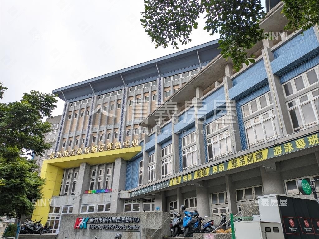椰城三房附平面車位房屋室內格局與周邊環境
