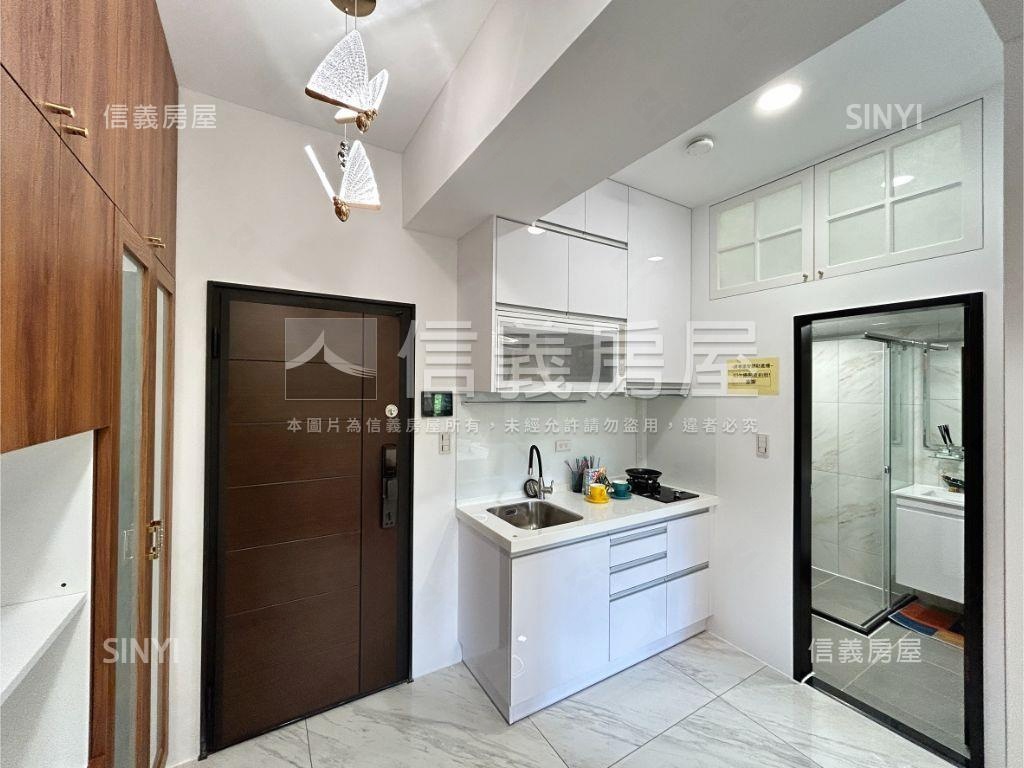 山景美妝．高樓露臺房屋室內格局與周邊環境