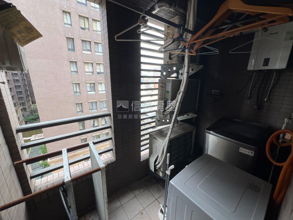 鄉林夏都朝南兩房含車位房屋室內格局與周邊環境