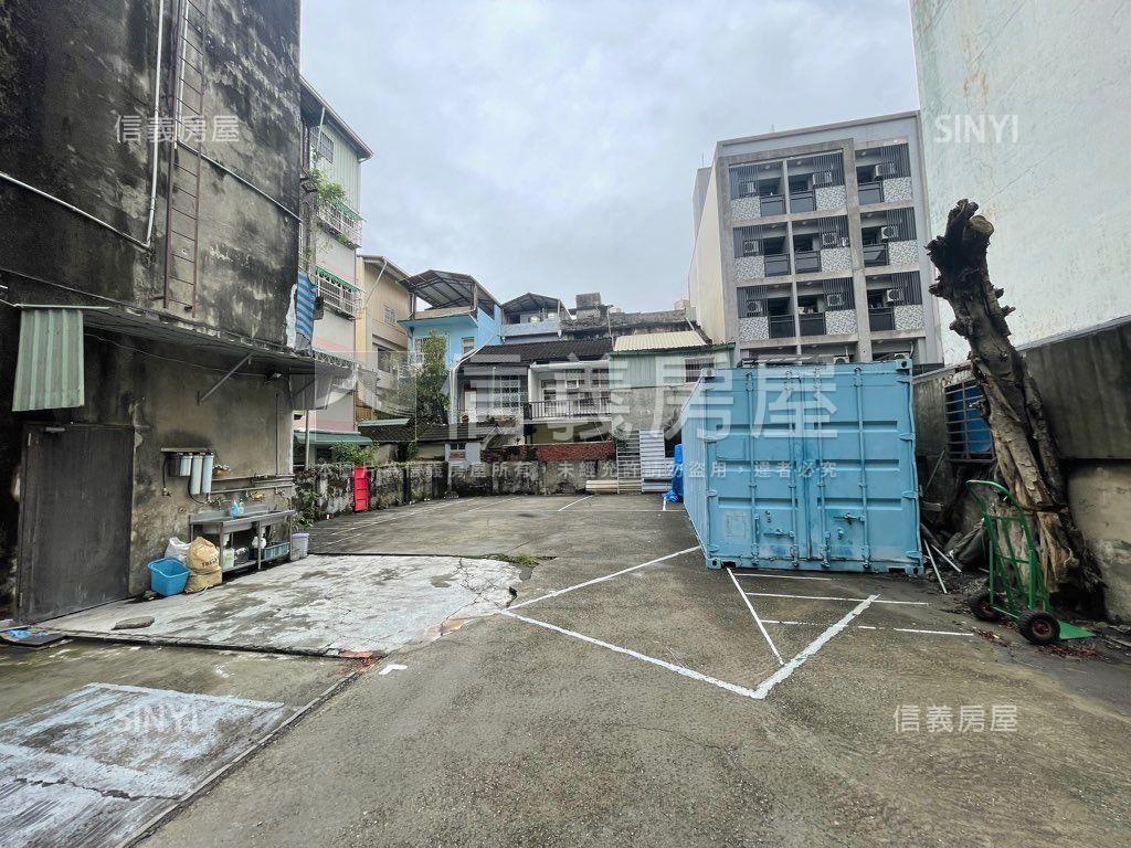 東區住二金角店房屋室內格局與周邊環境