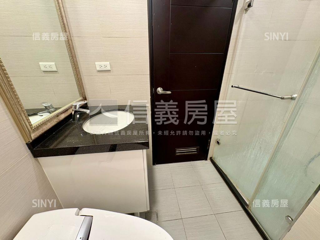 江翠ＯＮＥ兩房車位房屋室內格局與周邊環境