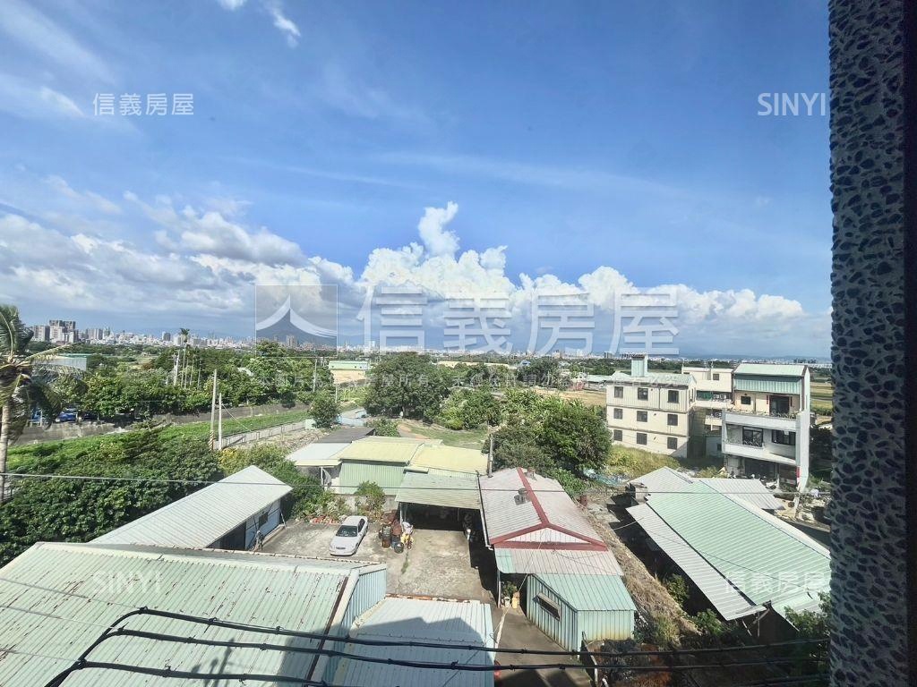 南屯全新臨路透天房屋室內格局與周邊環境