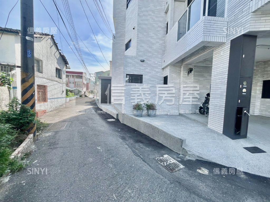 南屯全新臨路透天房屋室內格局與周邊環境