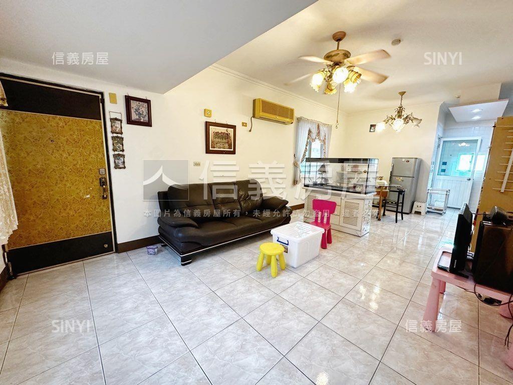 陽明學區經典邊間兩房房屋室內格局與周邊環境