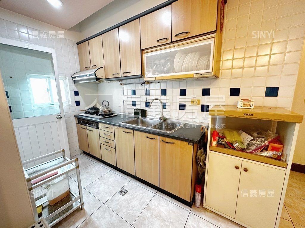 陽明學區經典邊間兩房房屋室內格局與周邊環境