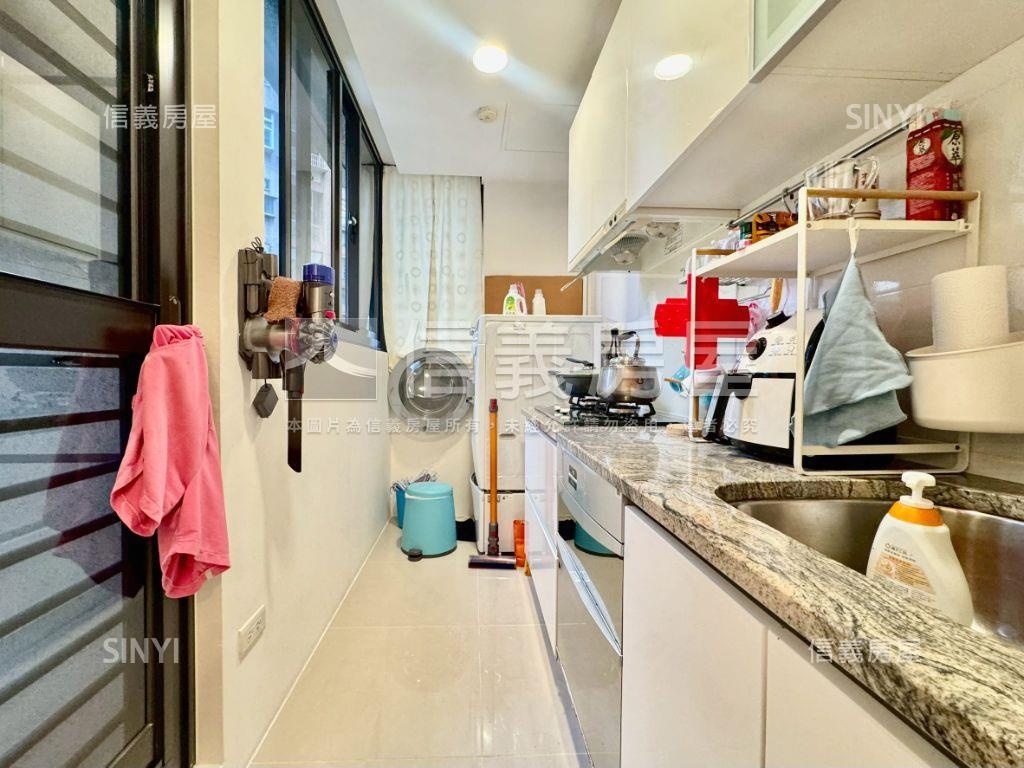 江南大宅精裝兩房兩衛房屋室內格局與周邊環境