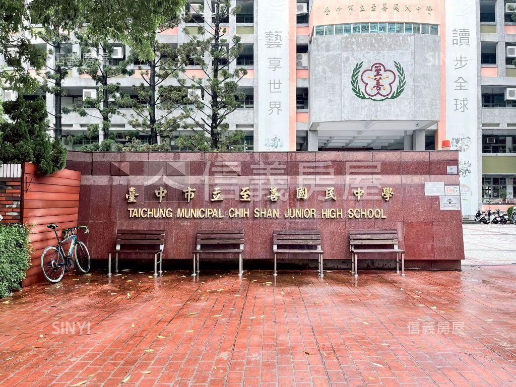 Ａ棟三房高樓附平移車位房屋室內格局與周邊環境