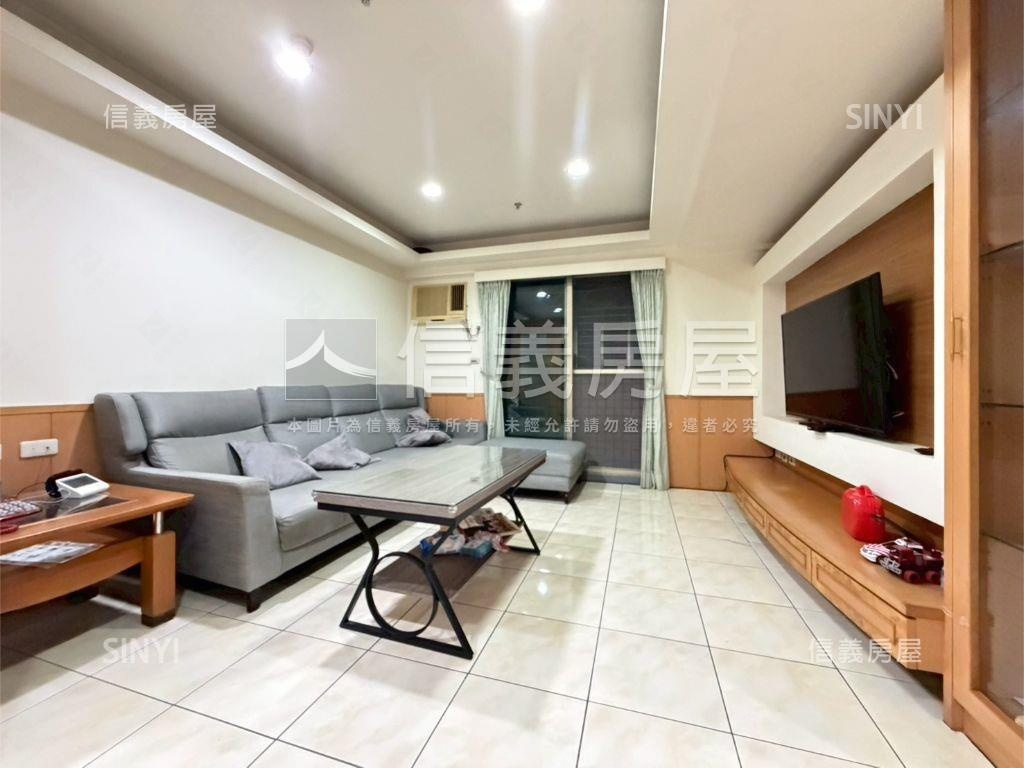 霸氣金角三房有車位房屋室內格局與周邊環境