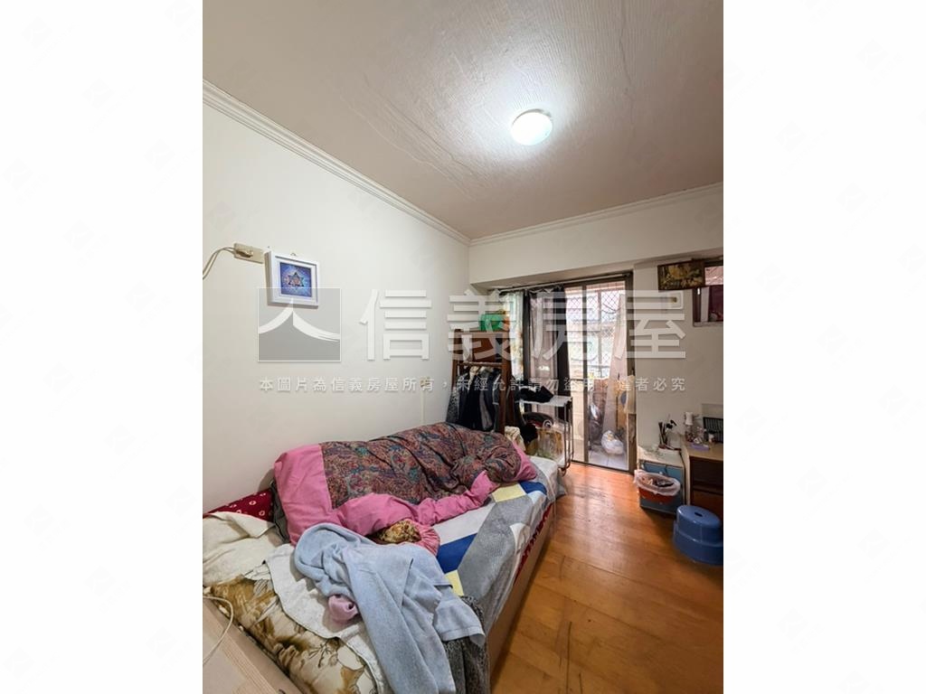 三采店面附車位金雞母房屋室內格局與周邊環境