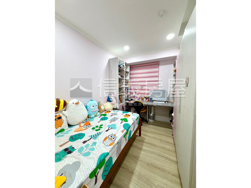 千禧園裝潢３房平面車位房屋室內格局與周邊環境