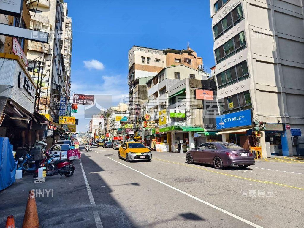 中華路採光通風佳套房房屋室內格局與周邊環境