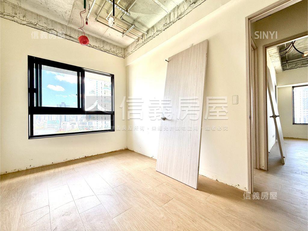 新屋四房雙主臥雙平車房屋室內格局與周邊環境
