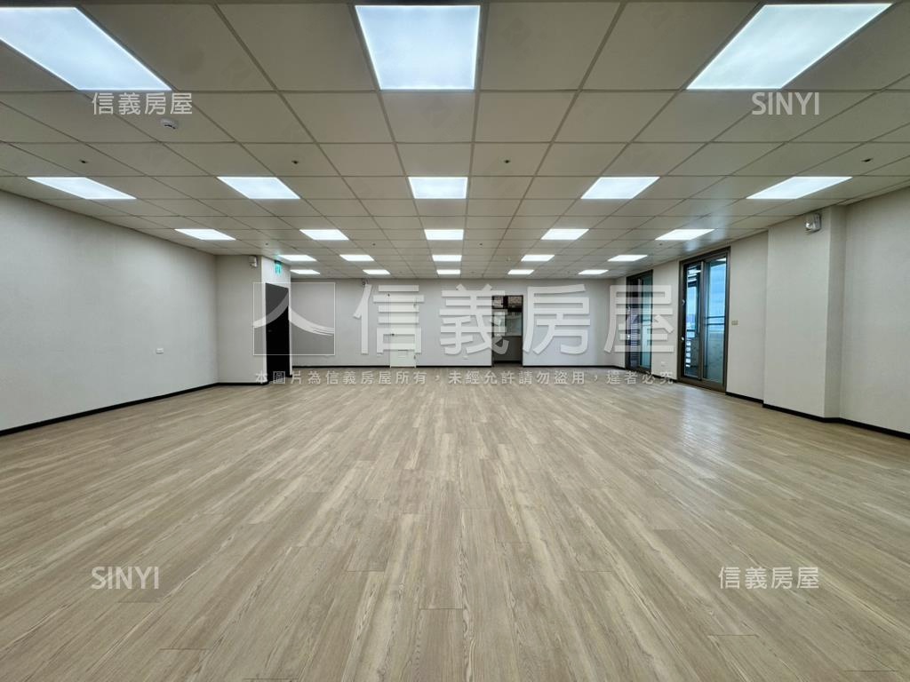 忠孝市府鋼骨高樓景觀辦公房屋室內格局與周邊環境