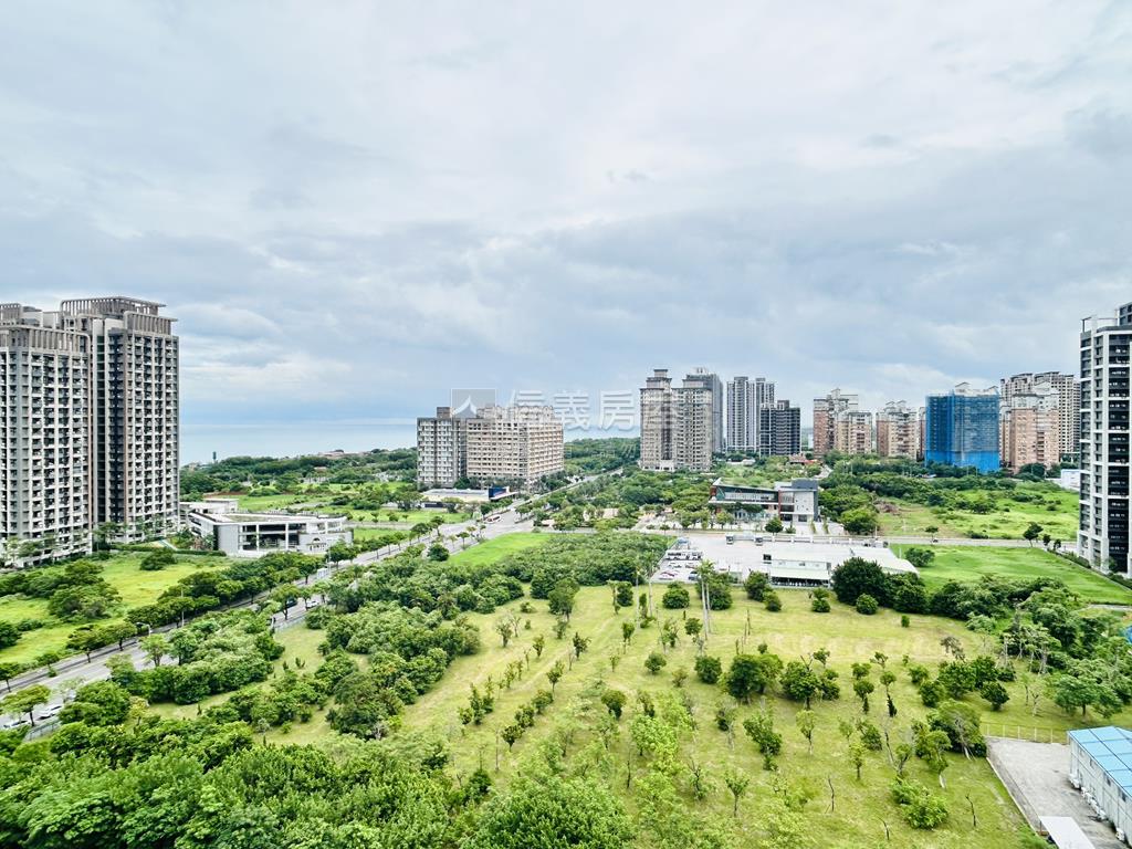 理想家頂樓豪華裝潢景觀房房屋室內格局與周邊環境