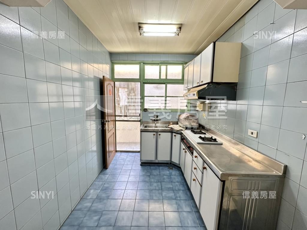 中正路公寓三樓房屋室內格局與周邊環境