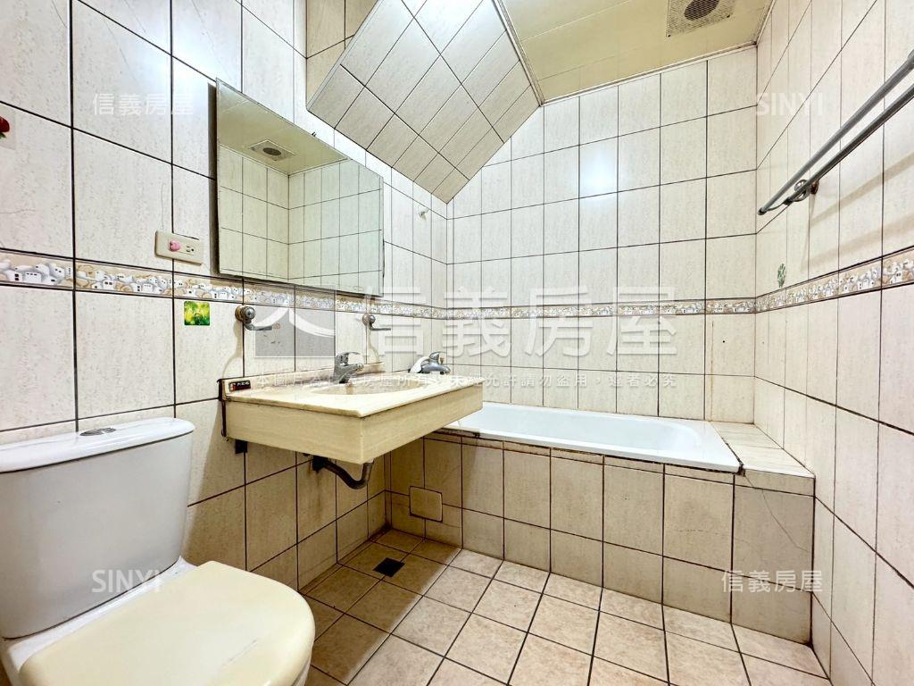 松竹商圈！１２米活路透天房屋室內格局與周邊環境