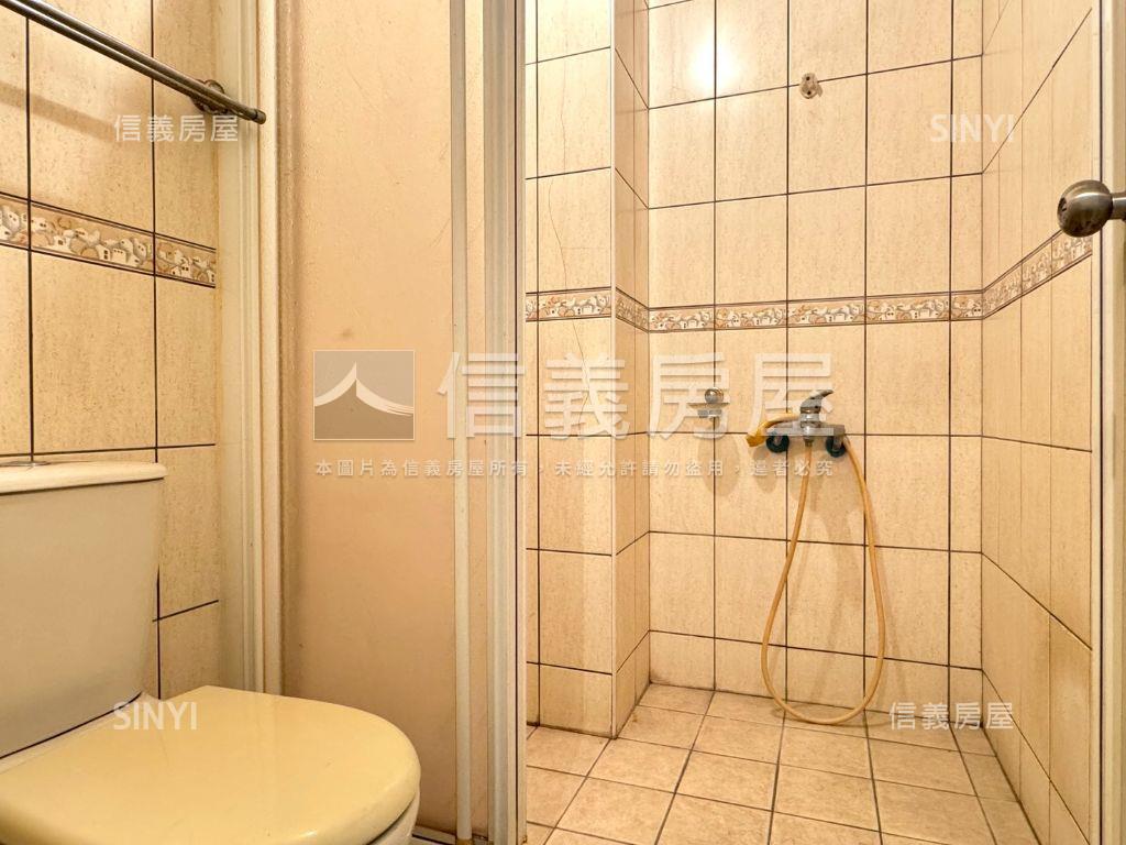 松竹商圈！１２米活路透天房屋室內格局與周邊環境