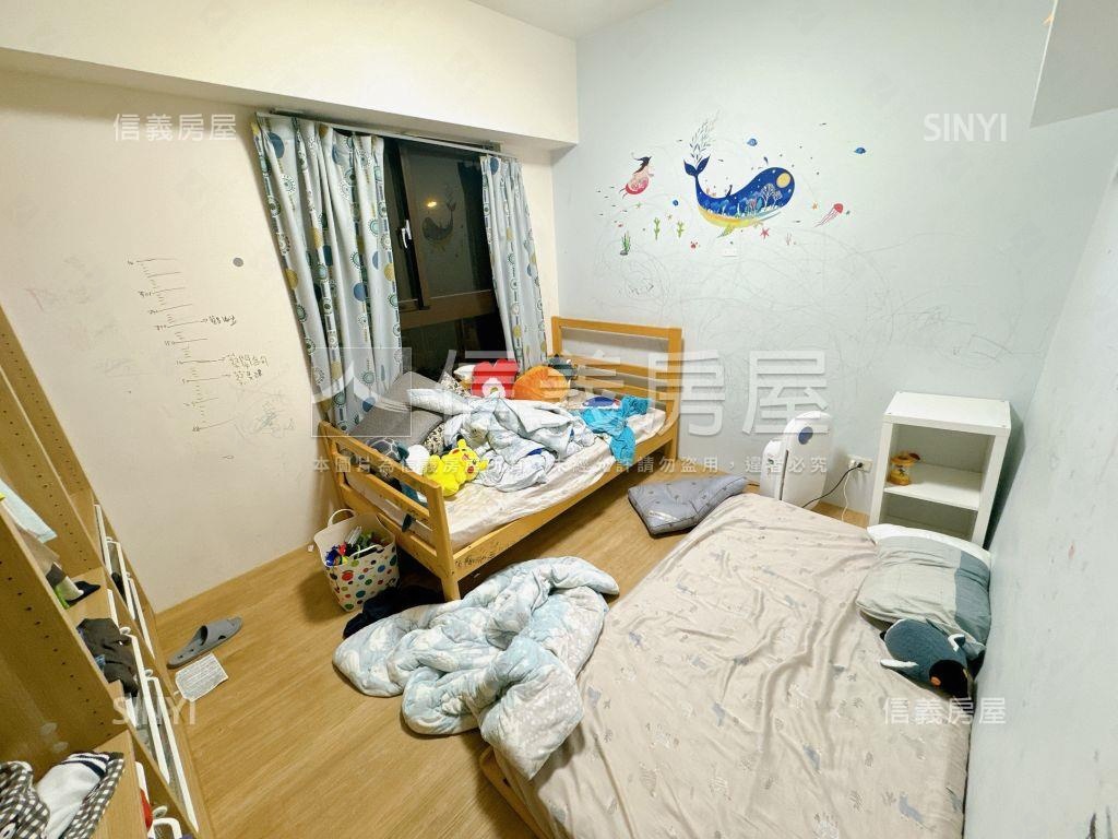 酷聚合發四房平車附大露台房屋室內格局與周邊環境