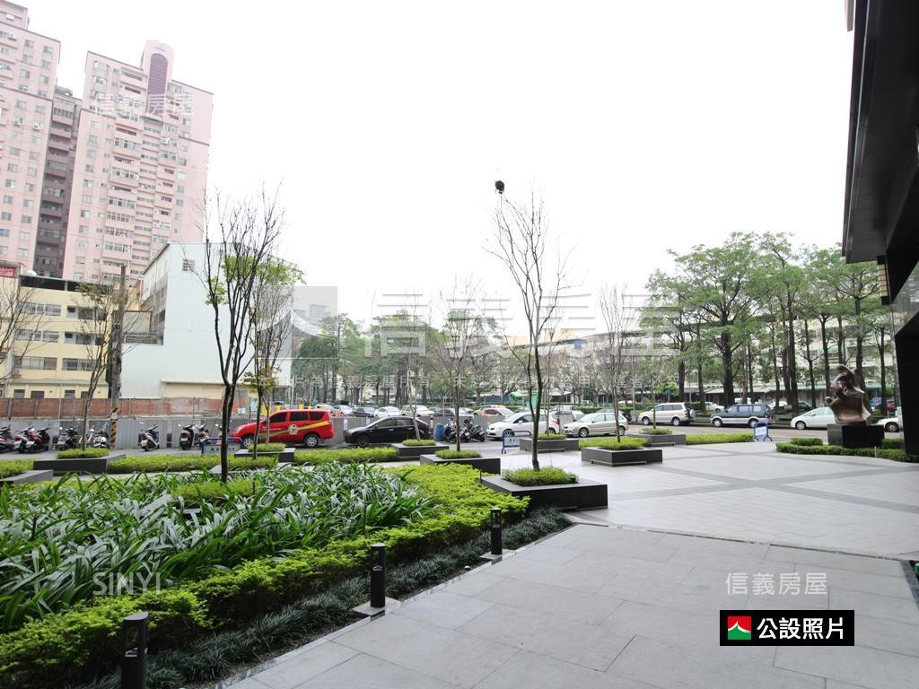 高工商圈黃金收租店面Ｂ房屋室內格局與周邊環境