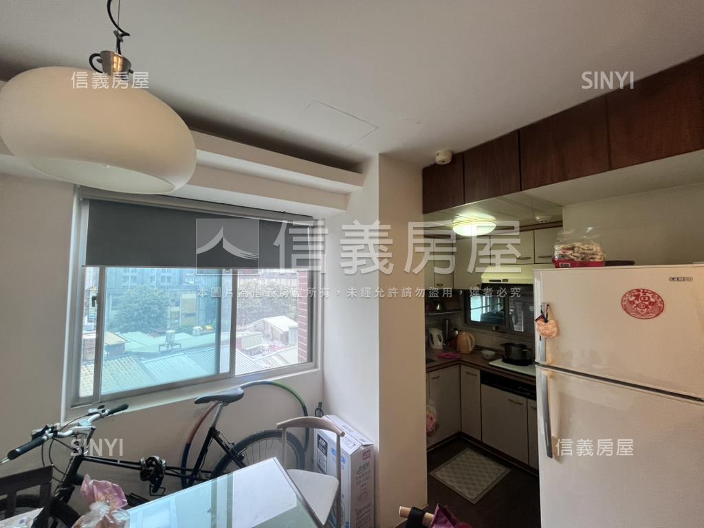 近公園國賓藝術採光美屋房屋室內格局與周邊環境