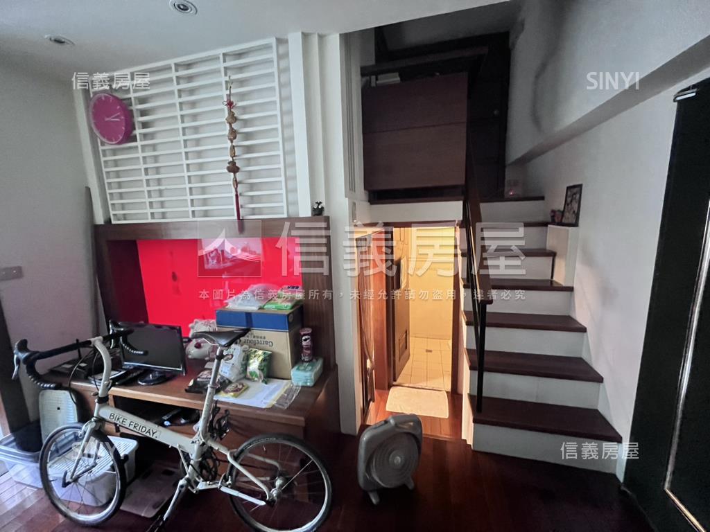 近公園國賓藝術採光美屋房屋室內格局與周邊環境