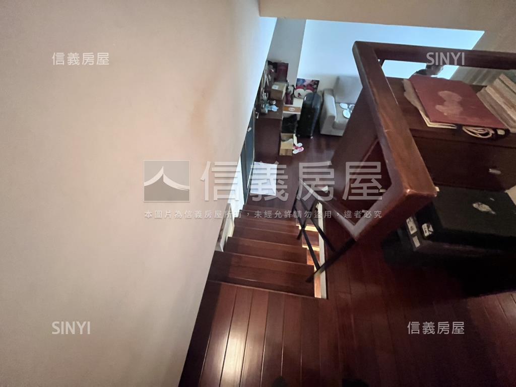 近公園國賓藝術採光美屋房屋室內格局與周邊環境