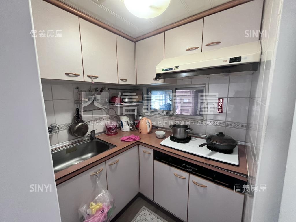 近公園國賓藝術採光美屋房屋室內格局與周邊環境