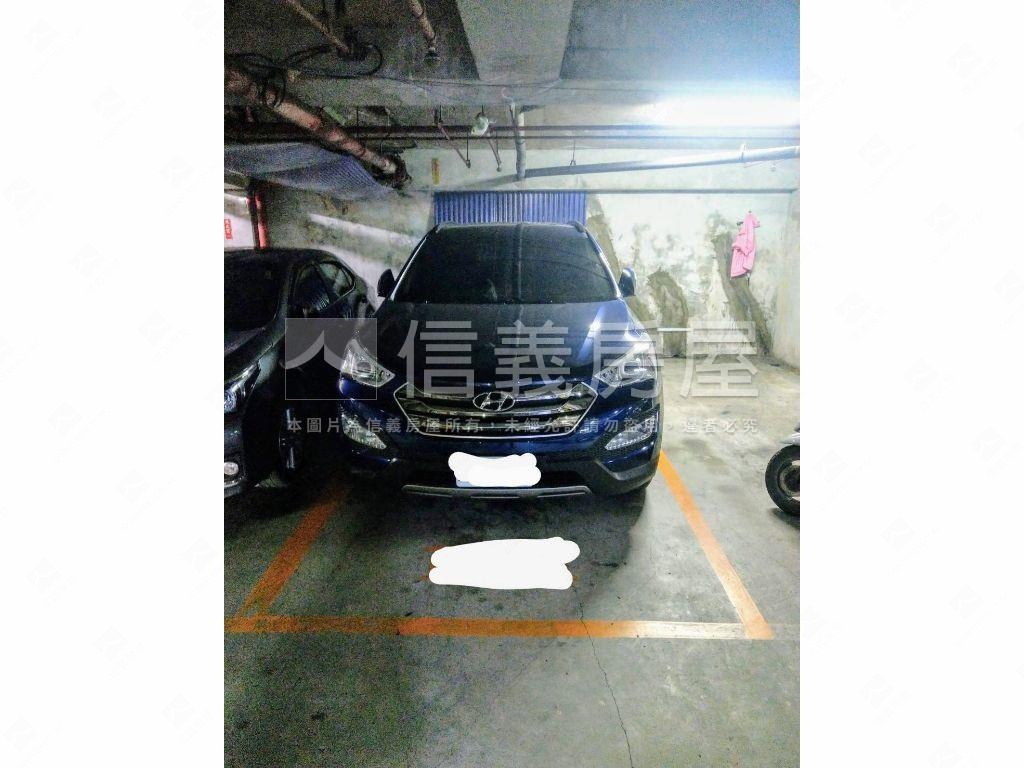 世電Ｂ１獨立產權車位房屋室內格局與周邊環境