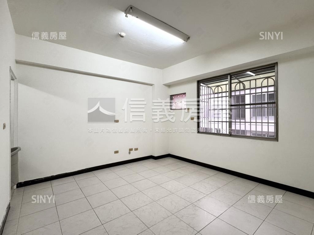 仁和商圈邊間採光四房房屋室內格局與周邊環境