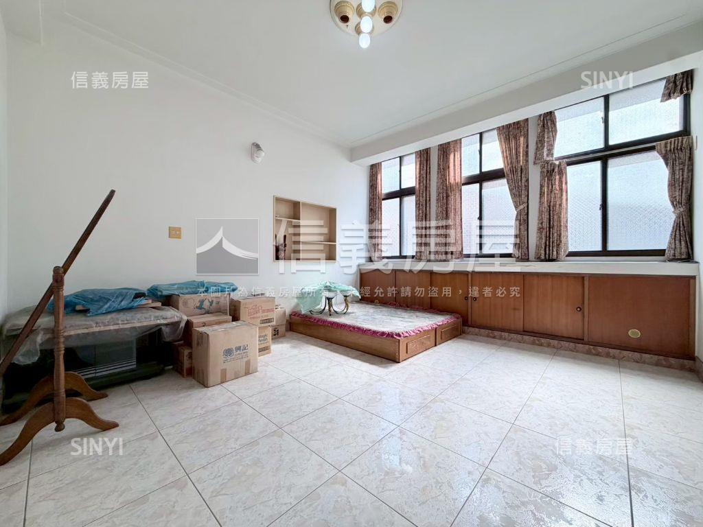 中西區｜雙城區文賢透天Ａ房屋室內格局與周邊環境