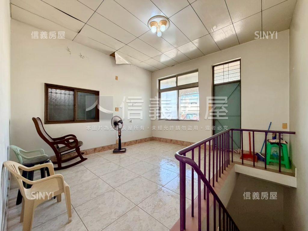 中西區｜雙城區文賢透天Ａ房屋室內格局與周邊環境