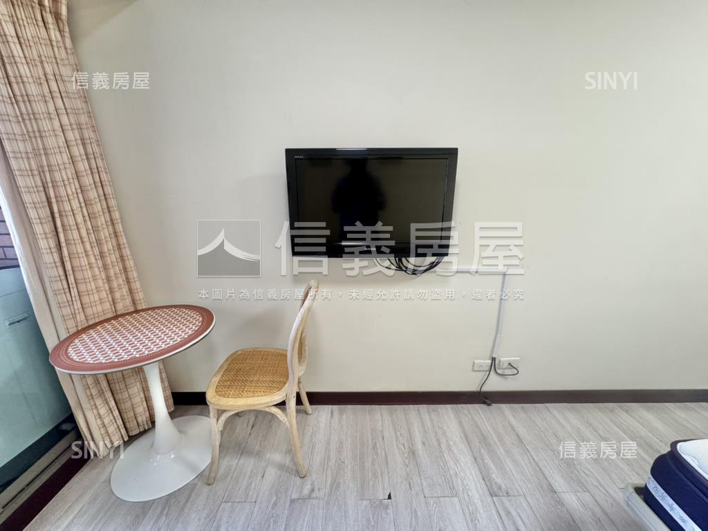皮爾凱登美裝潢套房房屋室內格局與周邊環境