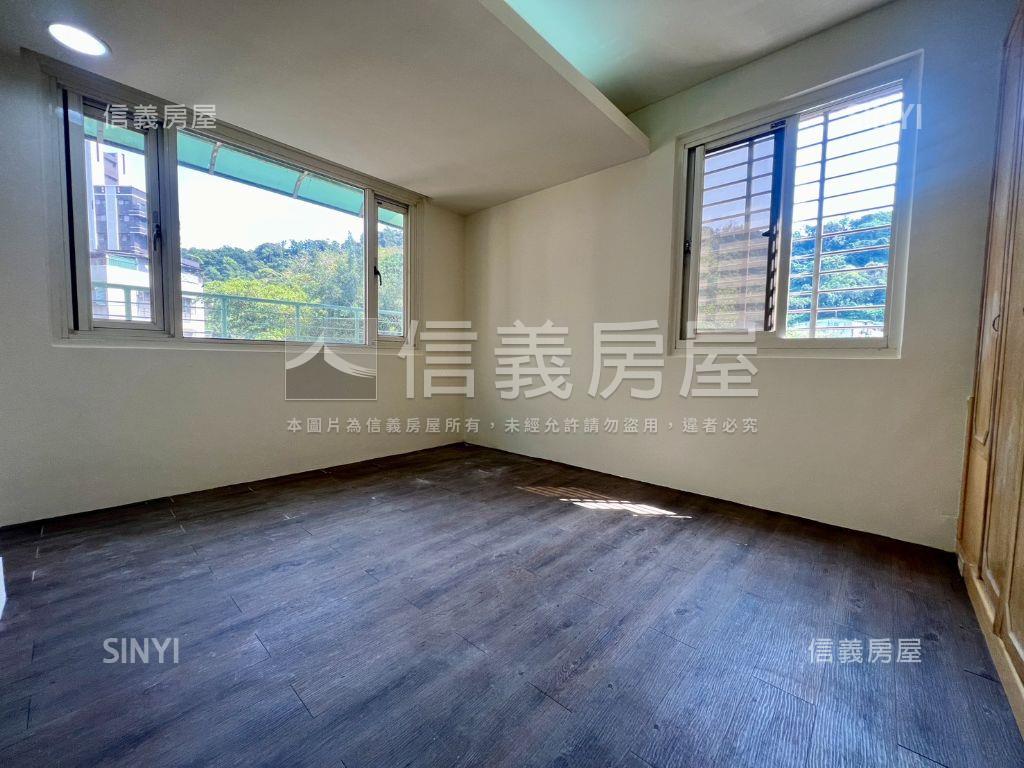 ✿景華街捷運面寬大邊間✿房屋室內格局與周邊環境