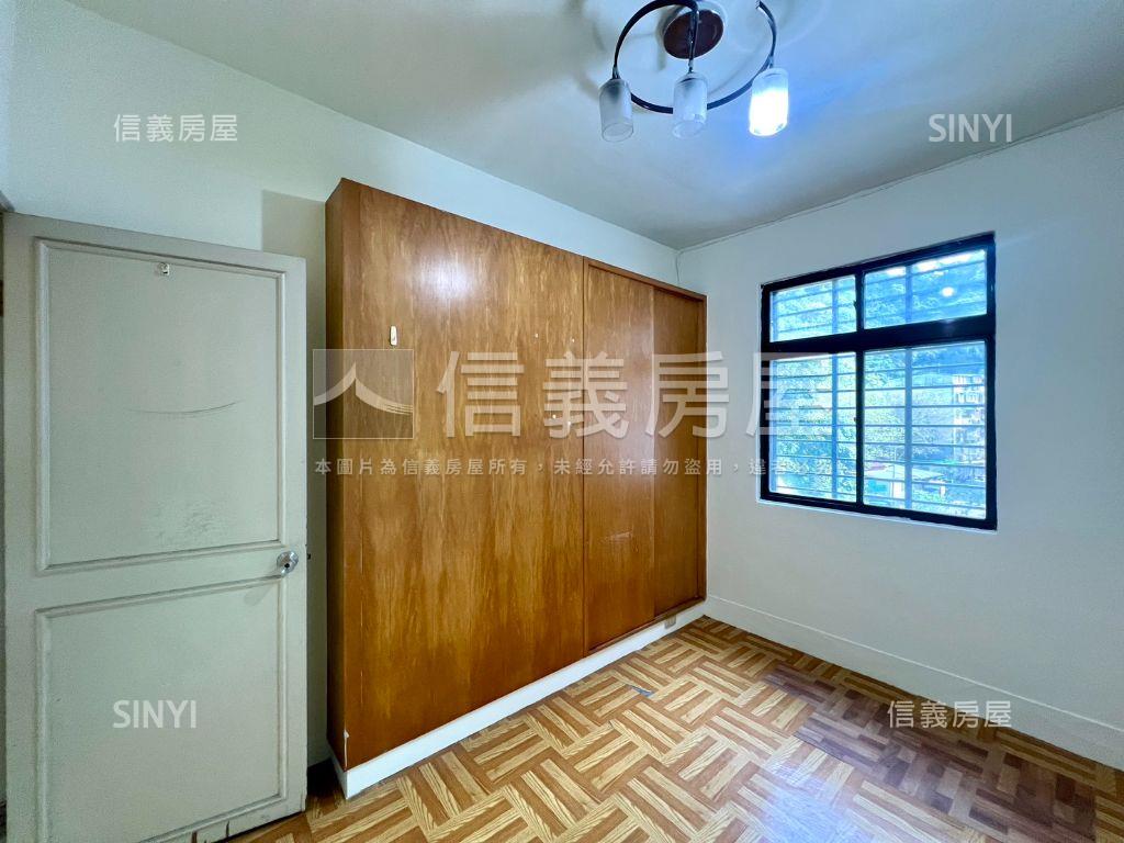 ✿景華街捷運面寬大邊間✿房屋室內格局與周邊環境